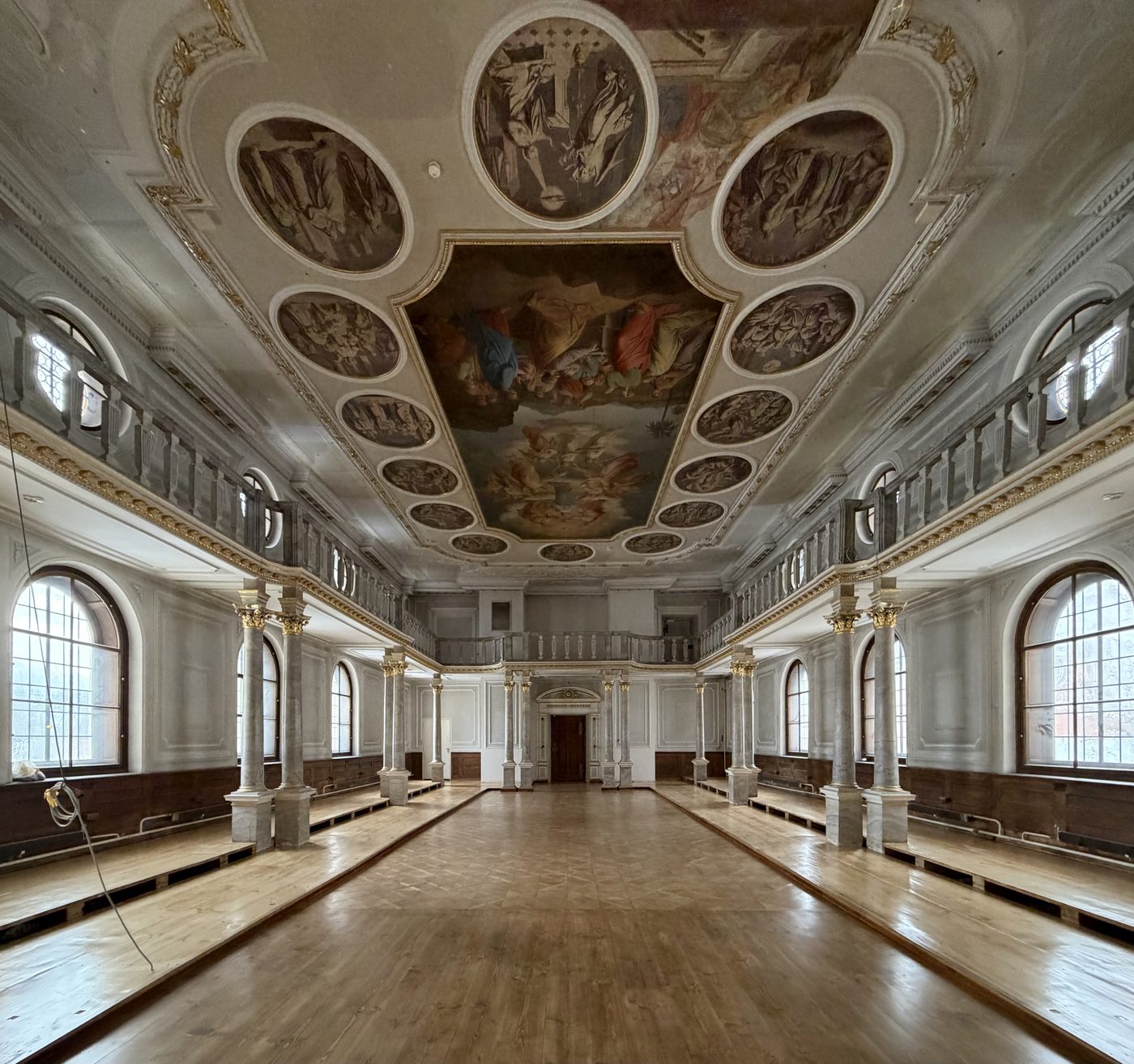 Kapelle des Klosters Wettenhausen mit Deckenfresken
